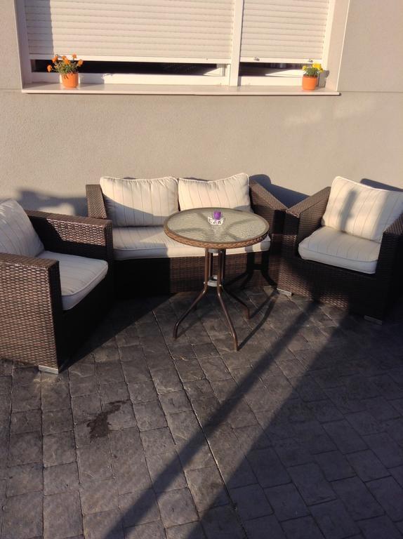 Hotel Ibi Exterior photo